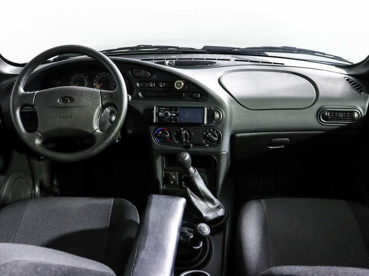 Lada (ВАЗ) Niva с пробегом — 2023 год. Фото: #10