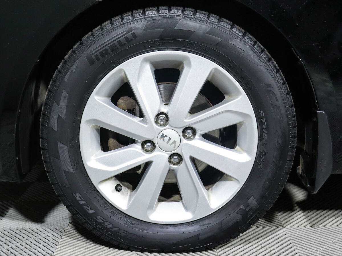 Kia Rio с пробегом — 2016 год. Фото: #13