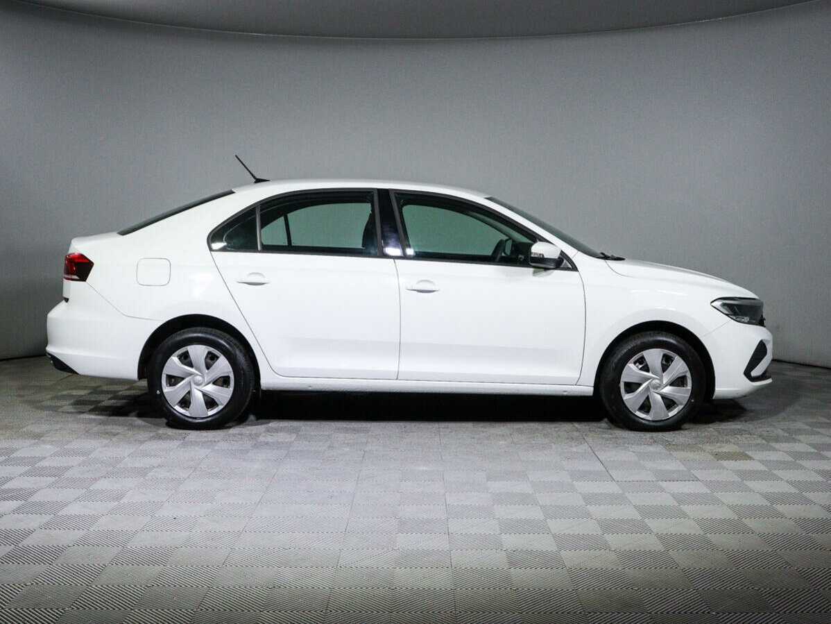 Volkswagen Polo с пробегом — 2020 год. Фото: #3