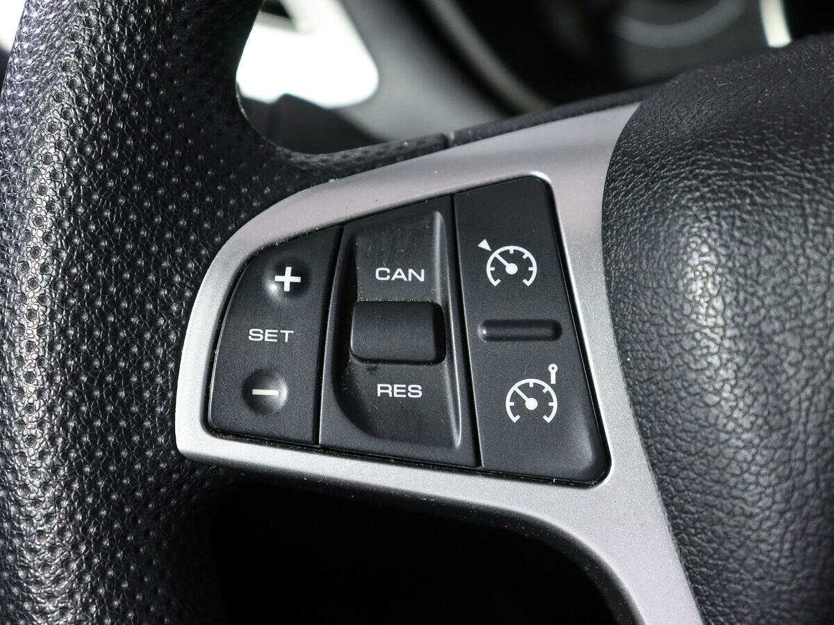 Lada (ВАЗ) Vesta с пробегом — 2018 год. Фото: #12