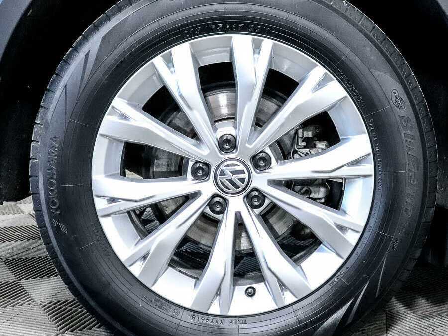 Volkswagen Tiguan с пробегом — 2018 год. Фото: #13