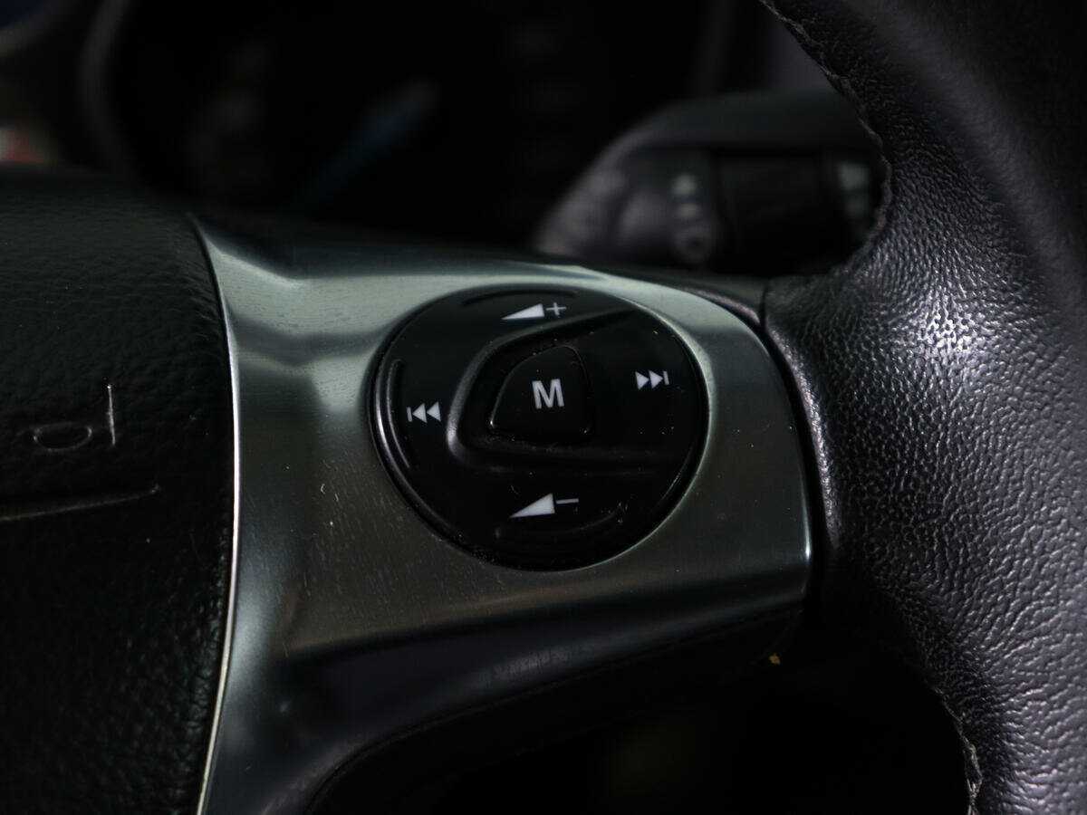 Ford Focus с пробегом — 2013 год. Фото: #17