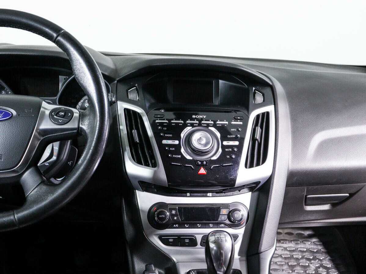 Ford Focus с пробегом — 2013 год. Фото: #10