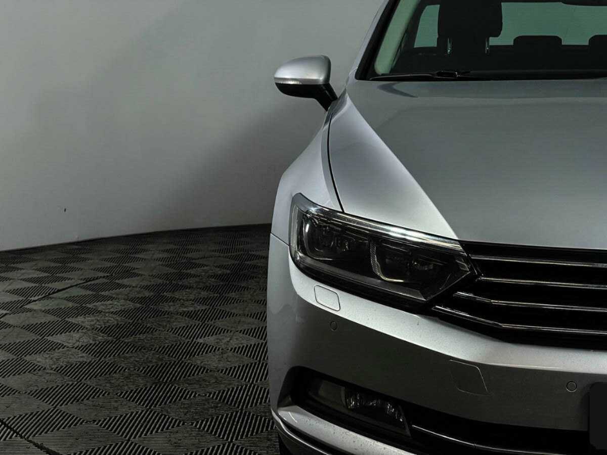 Volkswagen Passat с пробегом — 2016 год. Фото: #14