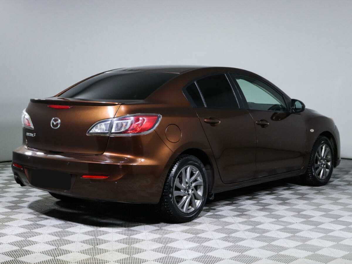 Mazda 3 с пробегом — 2012 год. Фото: #3