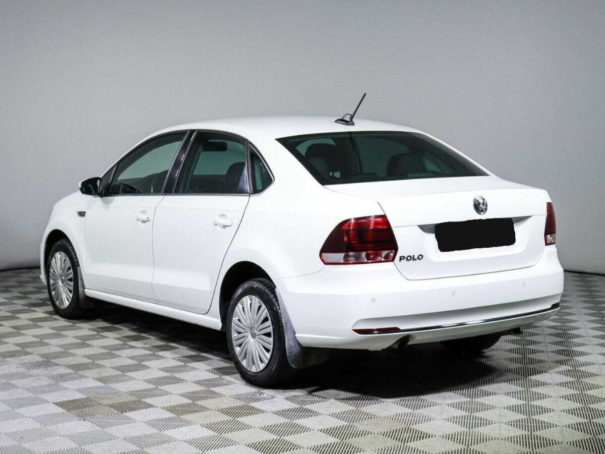 Volkswagen Polo с пробегом — 2018 год. Фото: #6