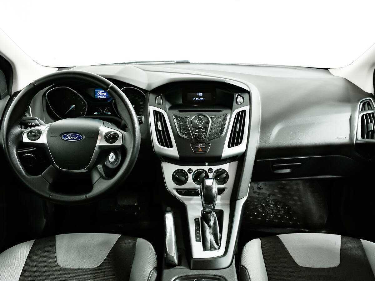 Ford Focus с пробегом — 2012 год. Фото: #10