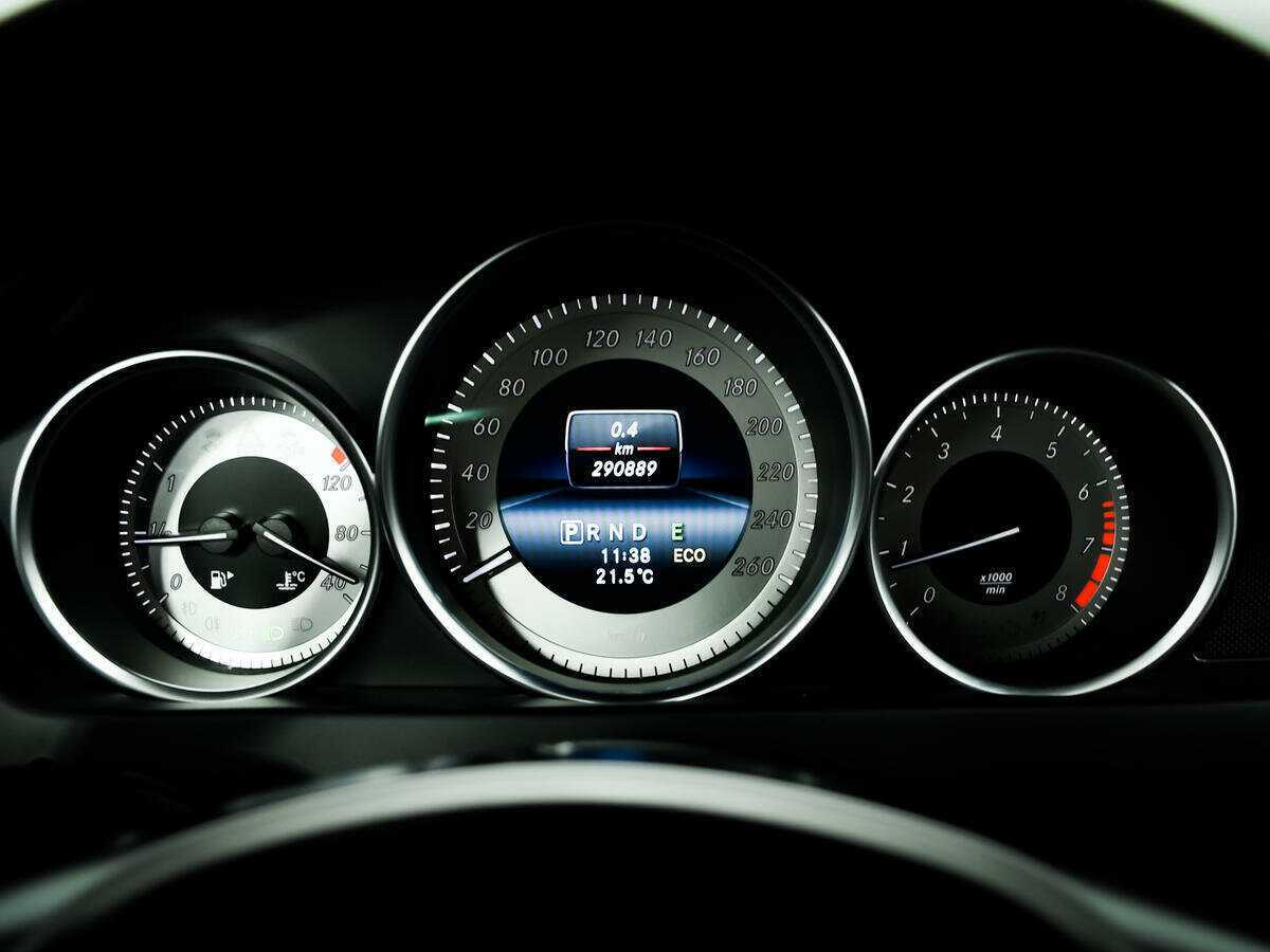 Mercedes-Benz C-Класс с пробегом — 2013 год. Фото: #9