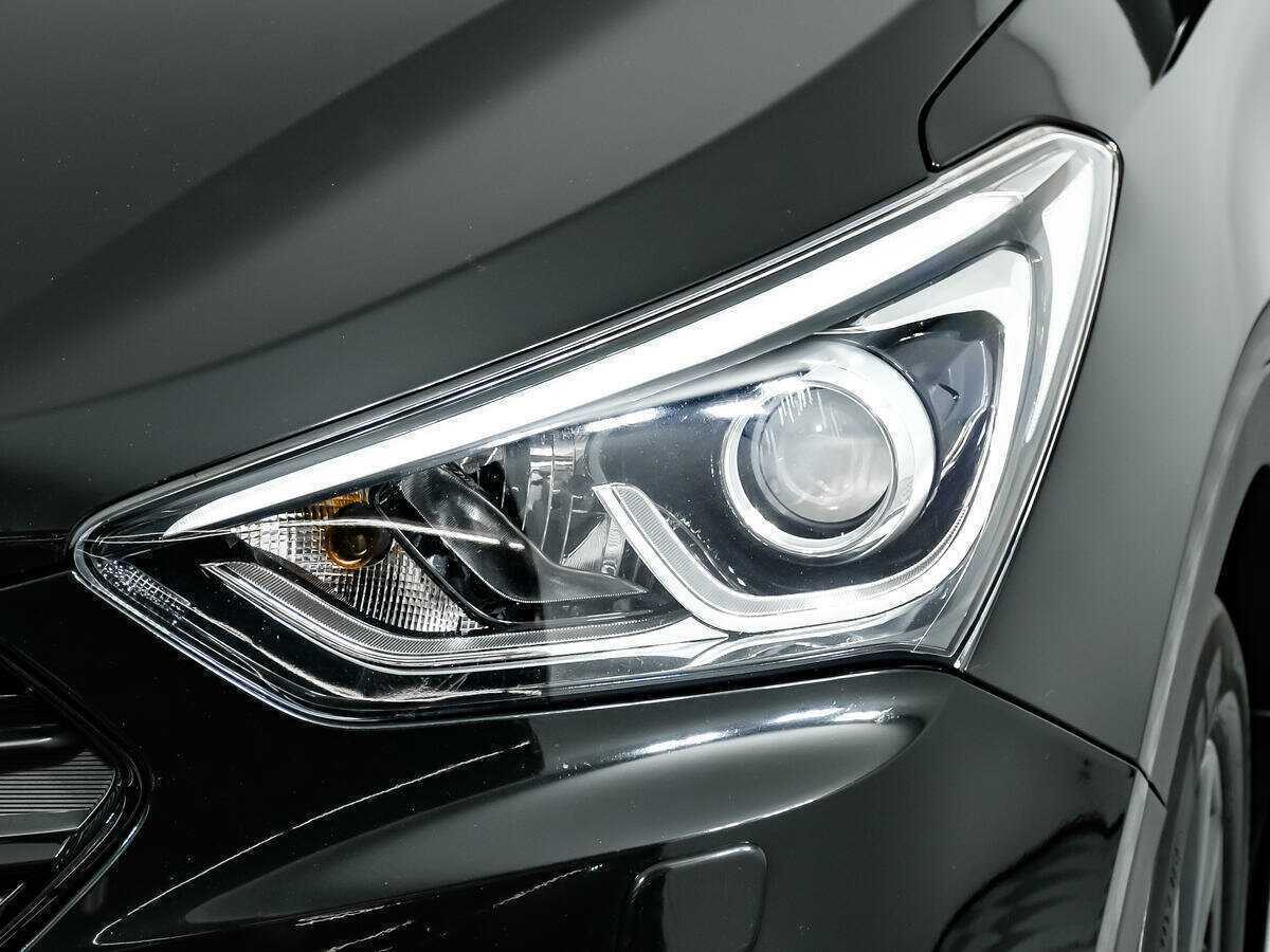Hyundai Santa Fe с пробегом — 2016 год. Фото: #12
