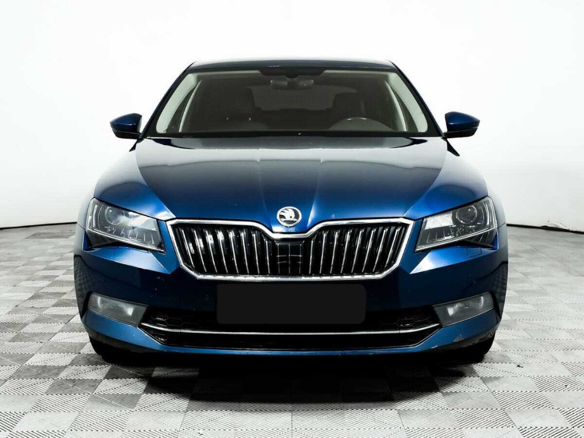 Skoda Superb с пробегом — 2019 год. Фото: #1