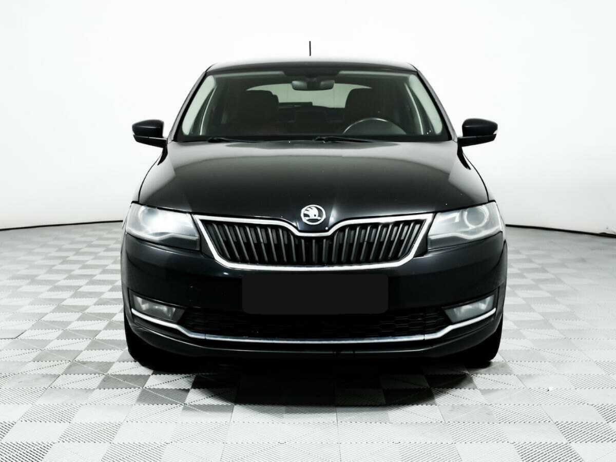 Skoda Rapid с пробегом — 2018 год. Фото: #1
