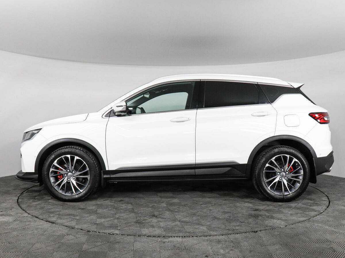 Geely Coolray с пробегом — 2023 год. Фото: #7