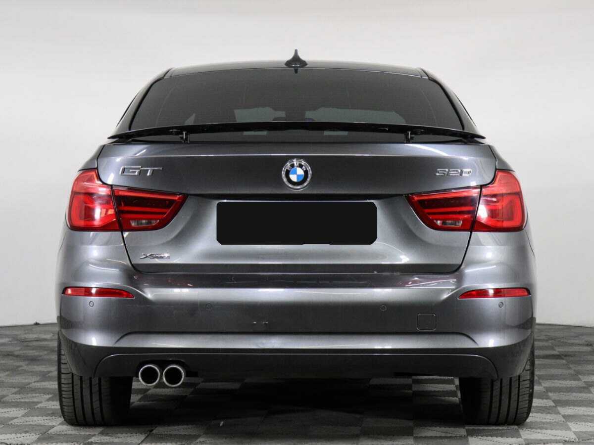 BMW 3 серии с пробегом — 2017 год. Фото: #3