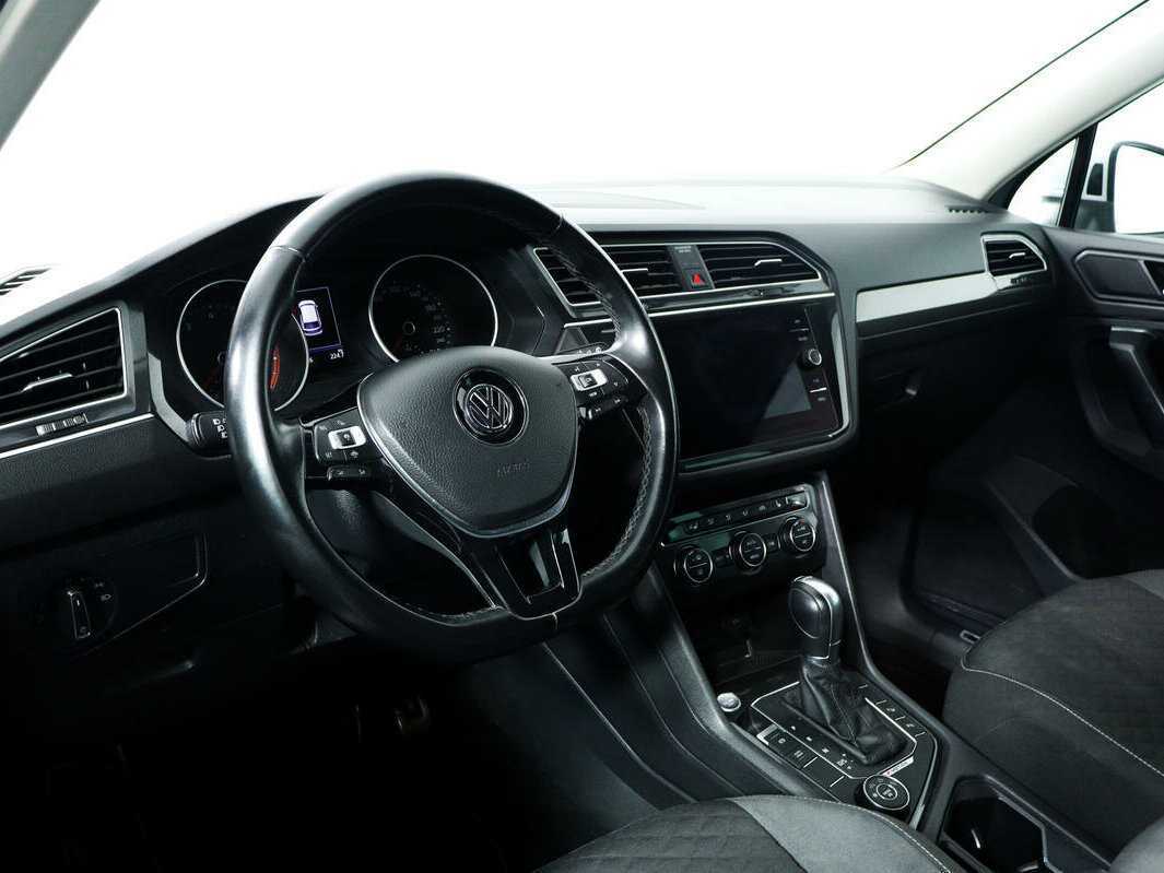 Volkswagen Tiguan с пробегом — 2018 год. Фото: #12