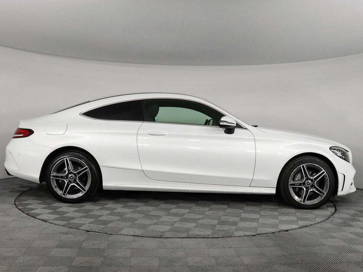 Mercedes-Benz C-Класс с пробегом — 2018 год. Фото: #3