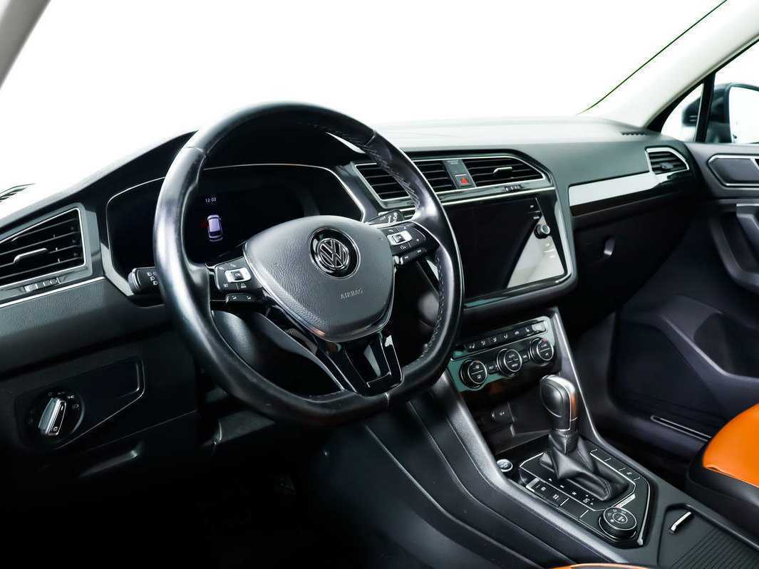 Volkswagen Tiguan с пробегом — 2017 год. Фото: #12