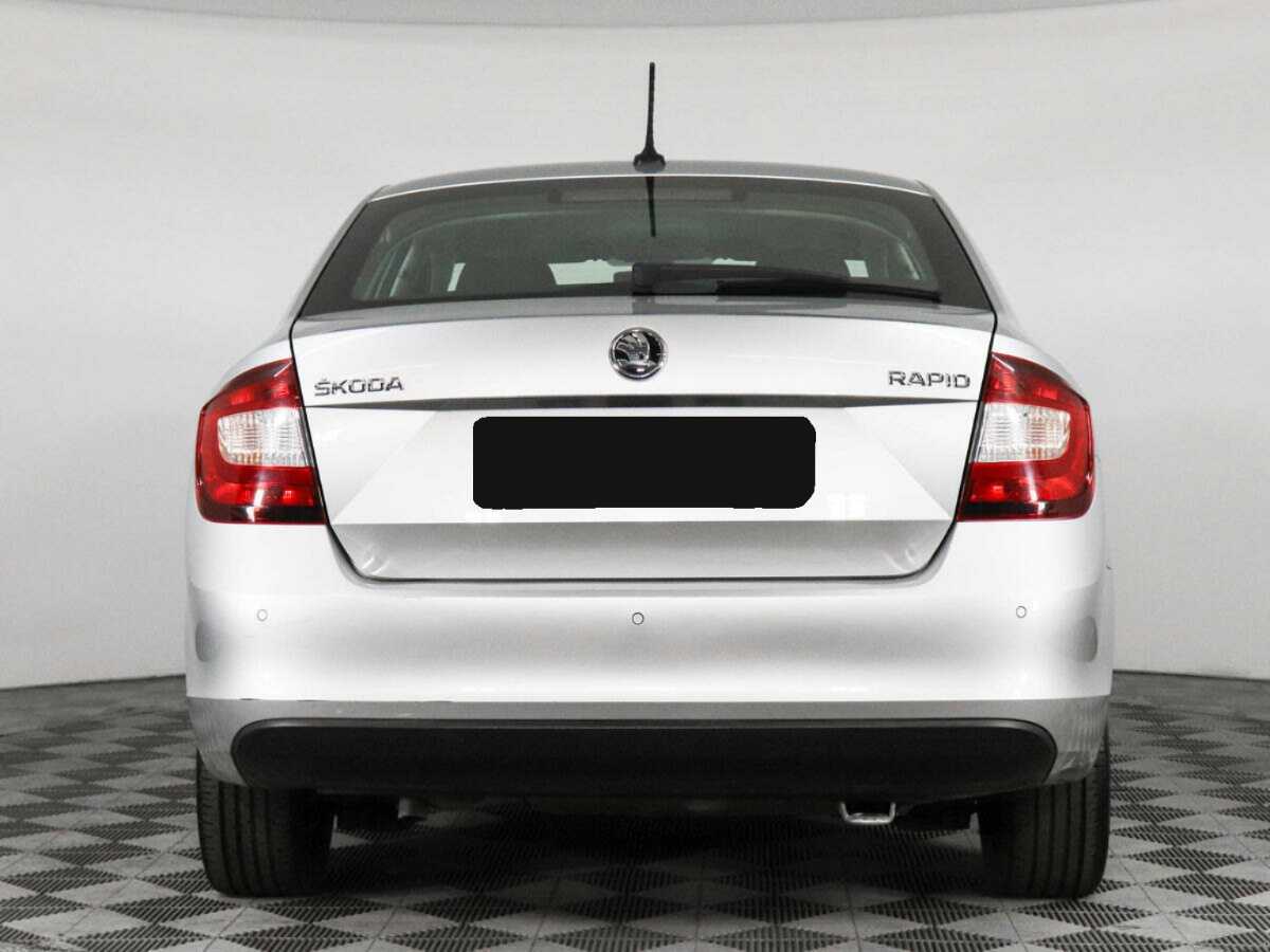 Skoda Rapid с пробегом — 2018 год. Фото: #5