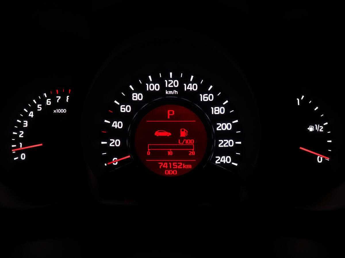 Kia Ceed с пробегом — 2017 год. Фото: #9