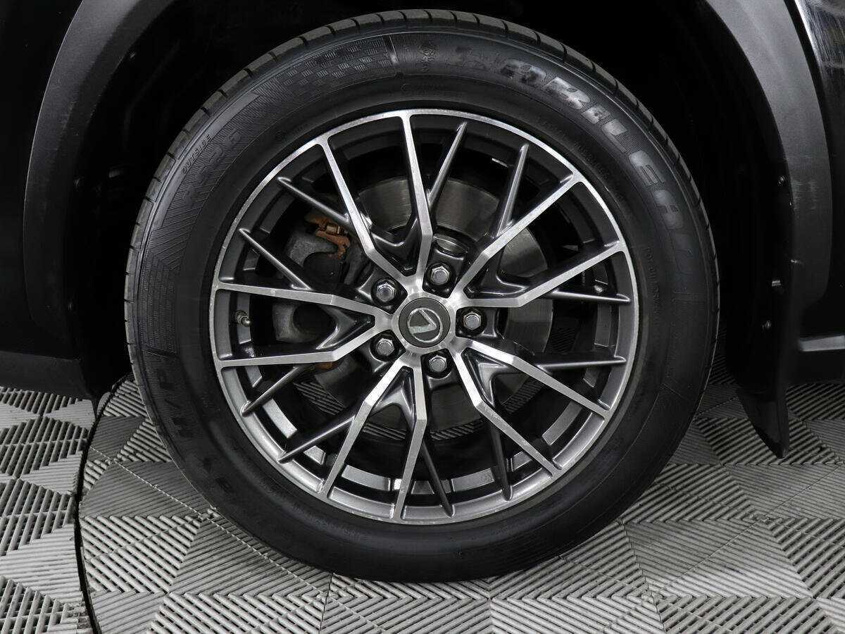 Lexus NX с пробегом — 2015 год. Фото: #9