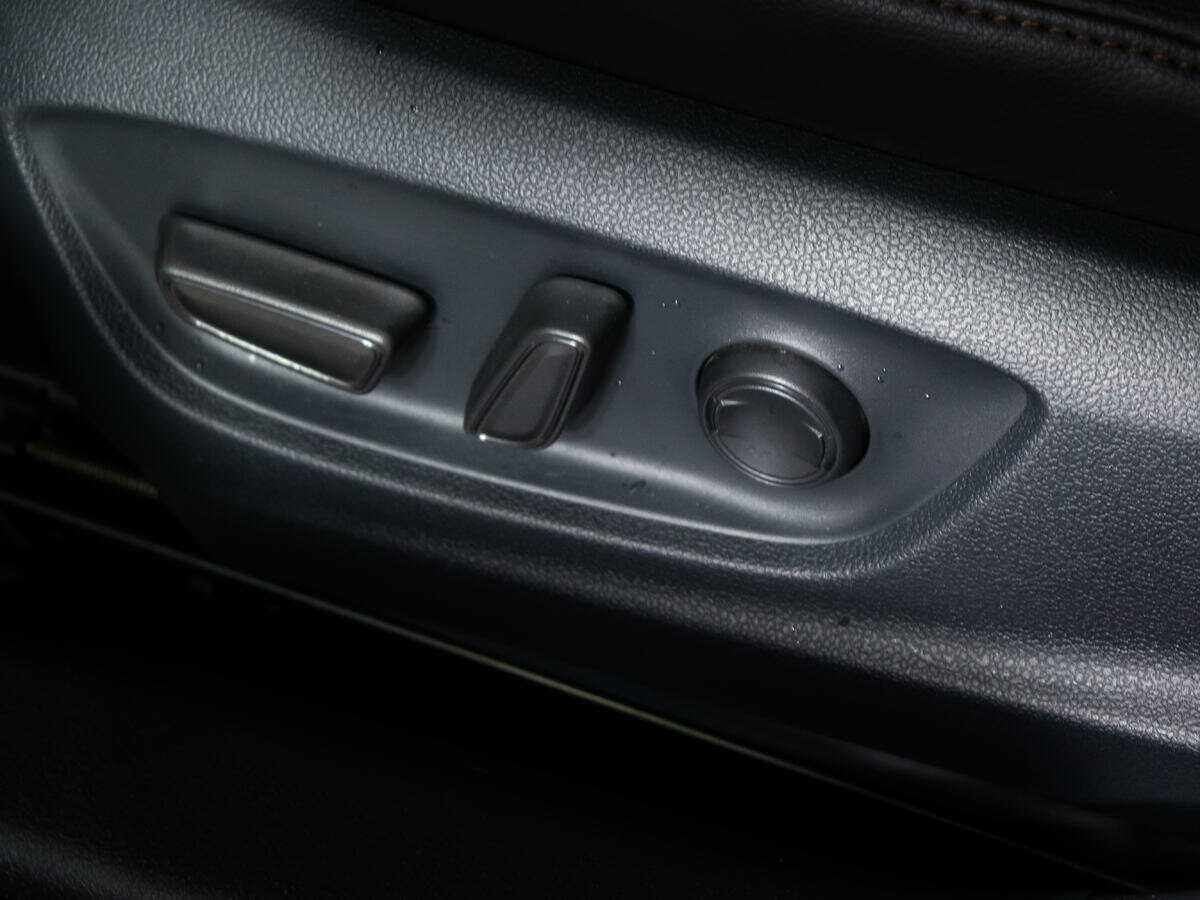 Toyota Camry с пробегом — 2018 год. Фото: #17