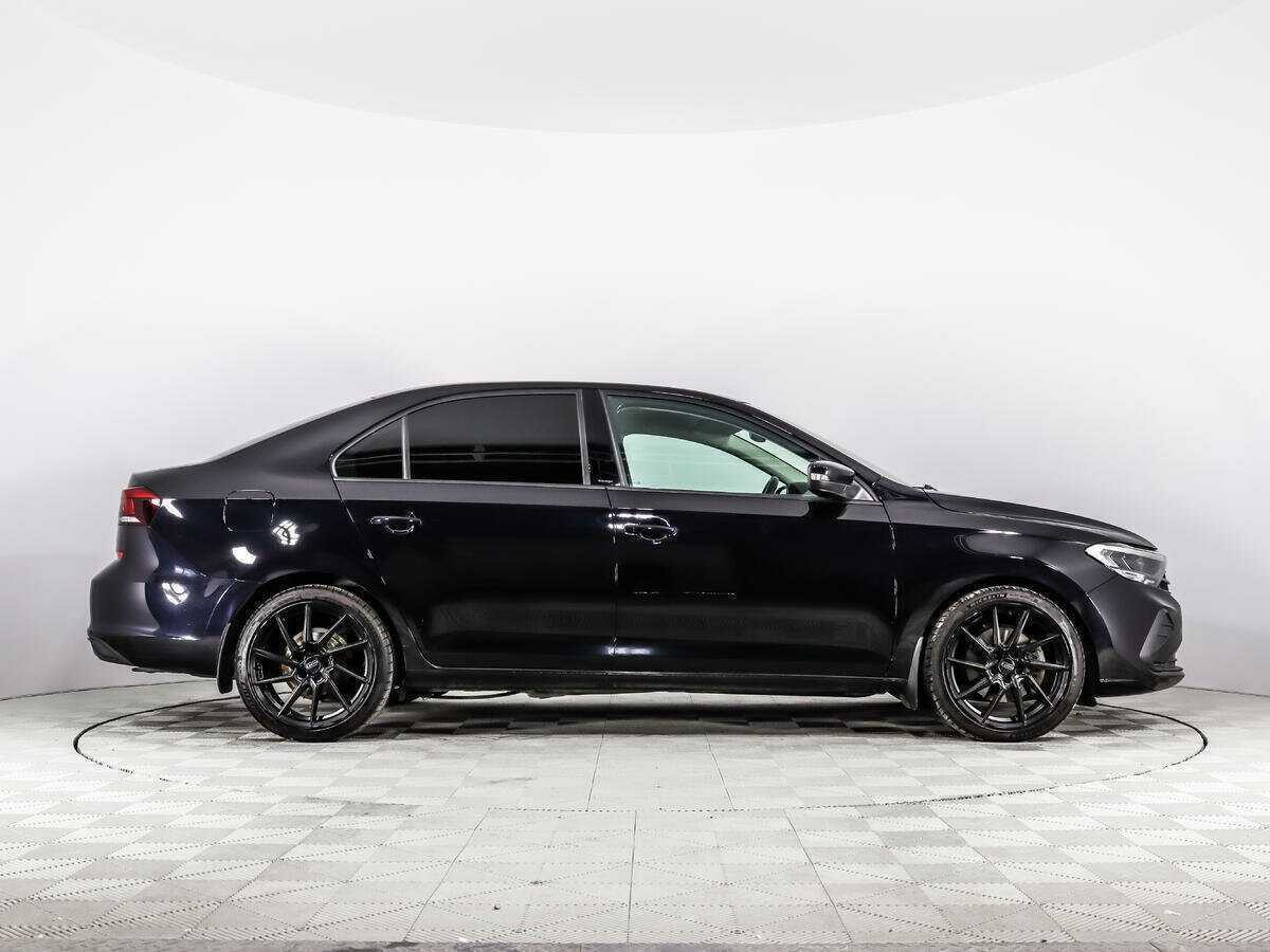 Volkswagen Polo с пробегом — 2020 год. Фото: #3