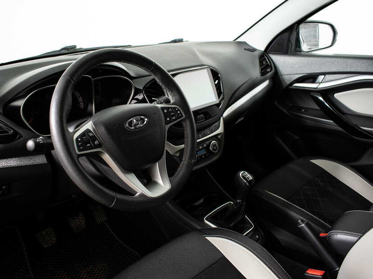 Lada (ВАЗ) Vesta с пробегом — 2019 год. Фото: #8