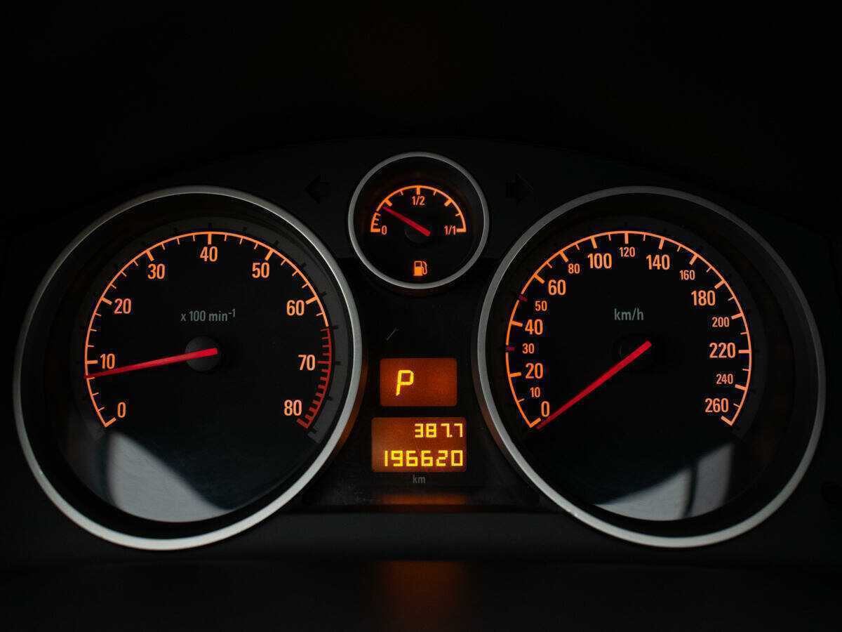 Opel Astra с пробегом — 2014 год. Фото: #11