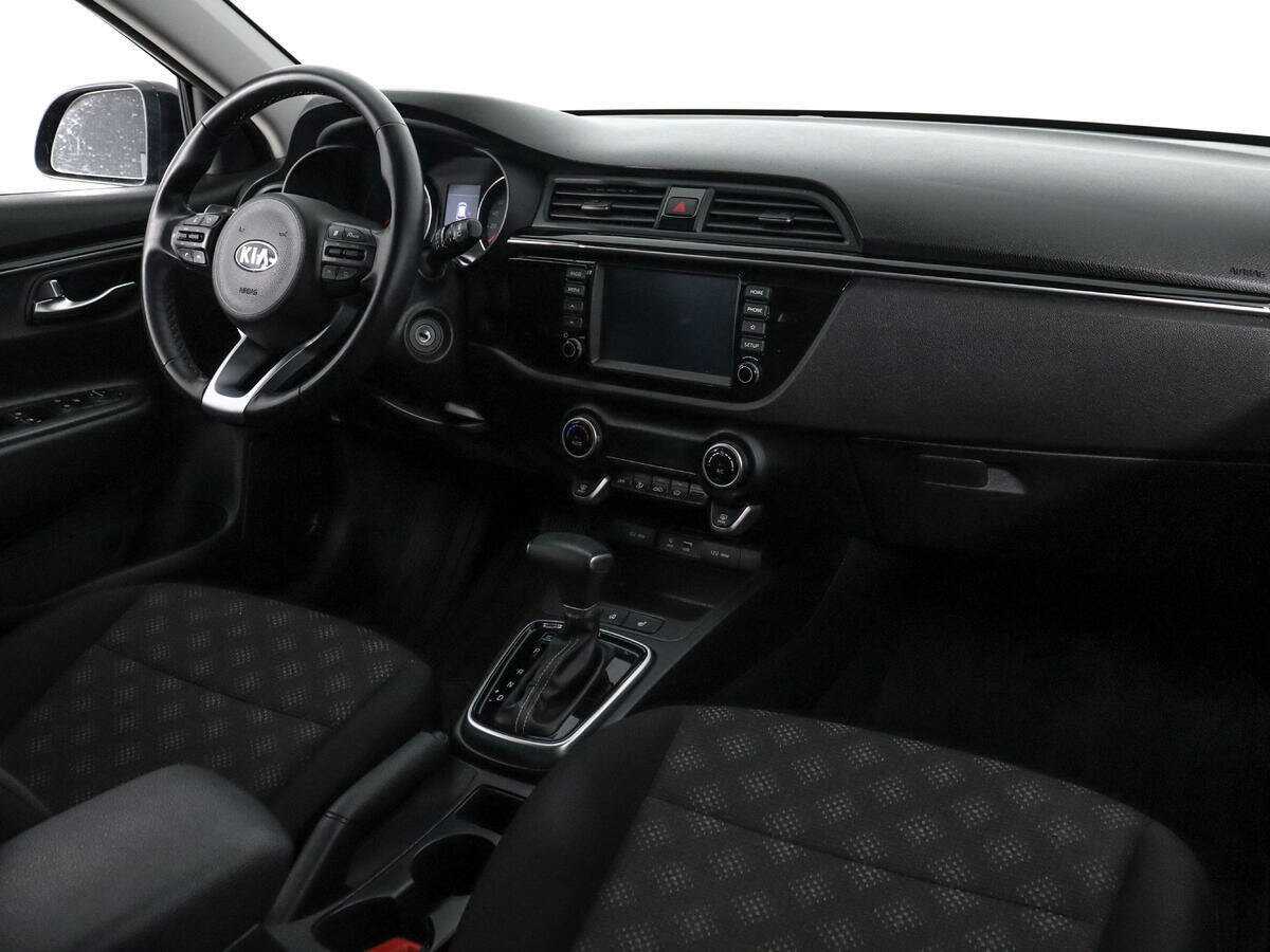 Kia Rio с пробегом — 2020 год. Фото: #9