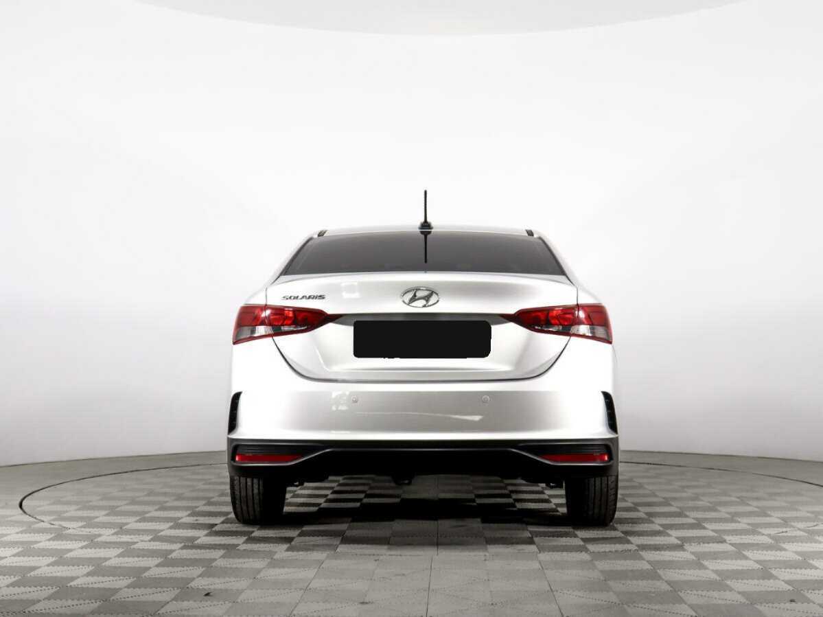 Hyundai Solaris с пробегом — 2021 год. Фото: #4