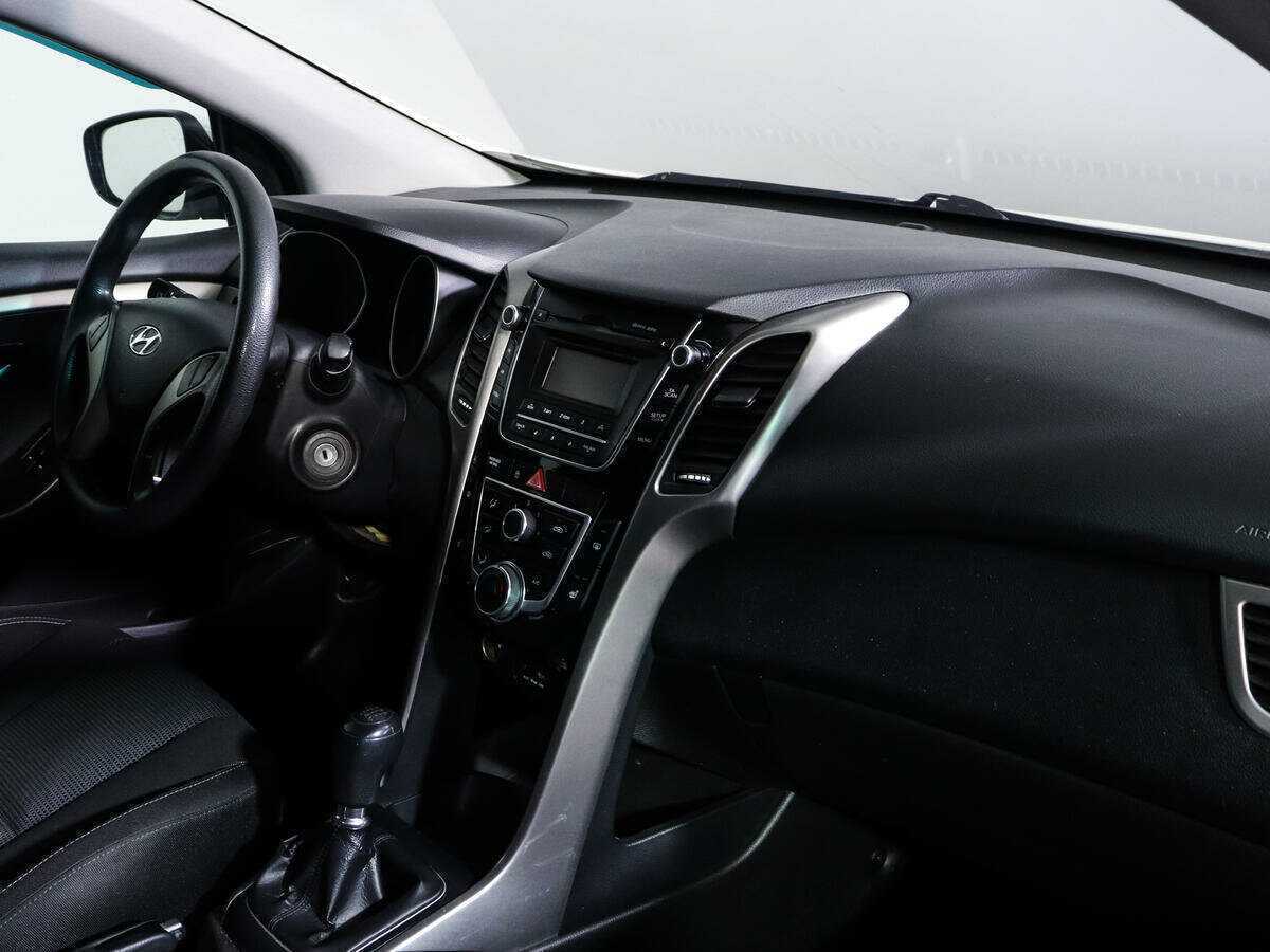 Hyundai i30 с пробегом — 2013 год. Фото: #8