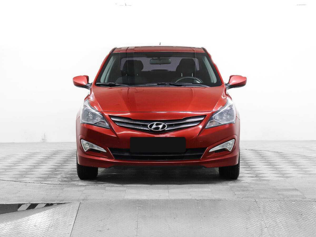 Hyundai Solaris с пробегом — 2014 год. Фото: #1