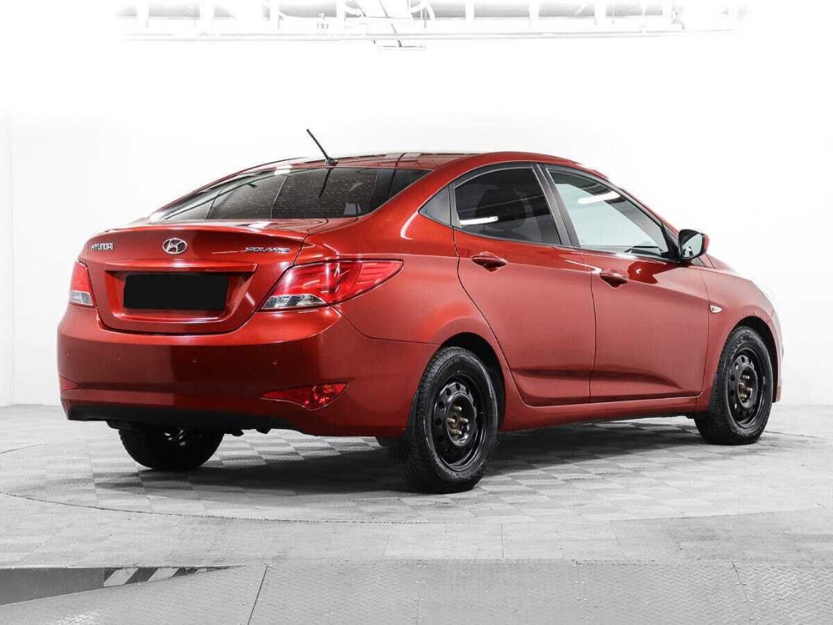 Hyundai Solaris с пробегом — 2014 год. Фото: #4