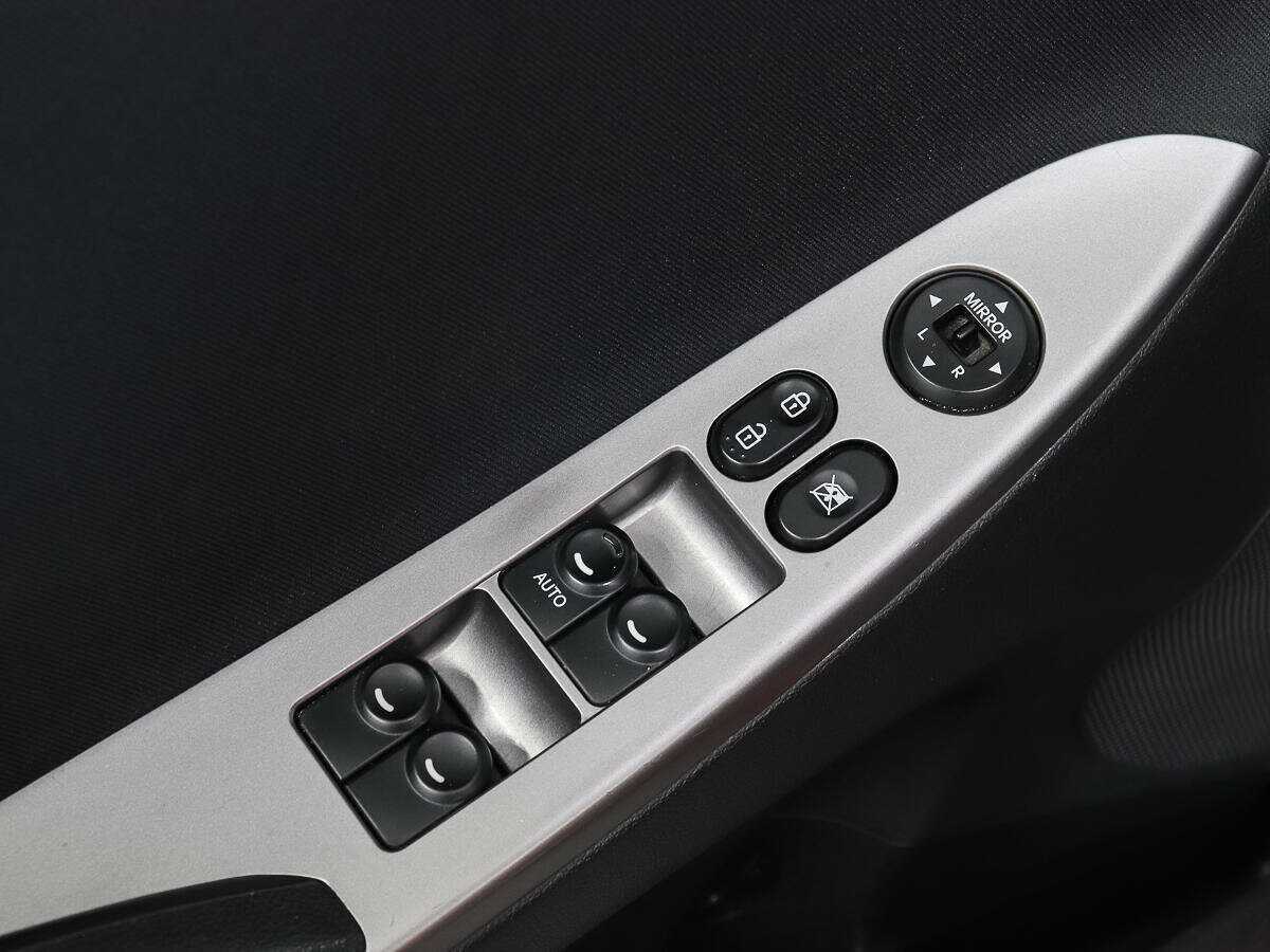 Hyundai Solaris с пробегом — 2014 год. Фото: #14