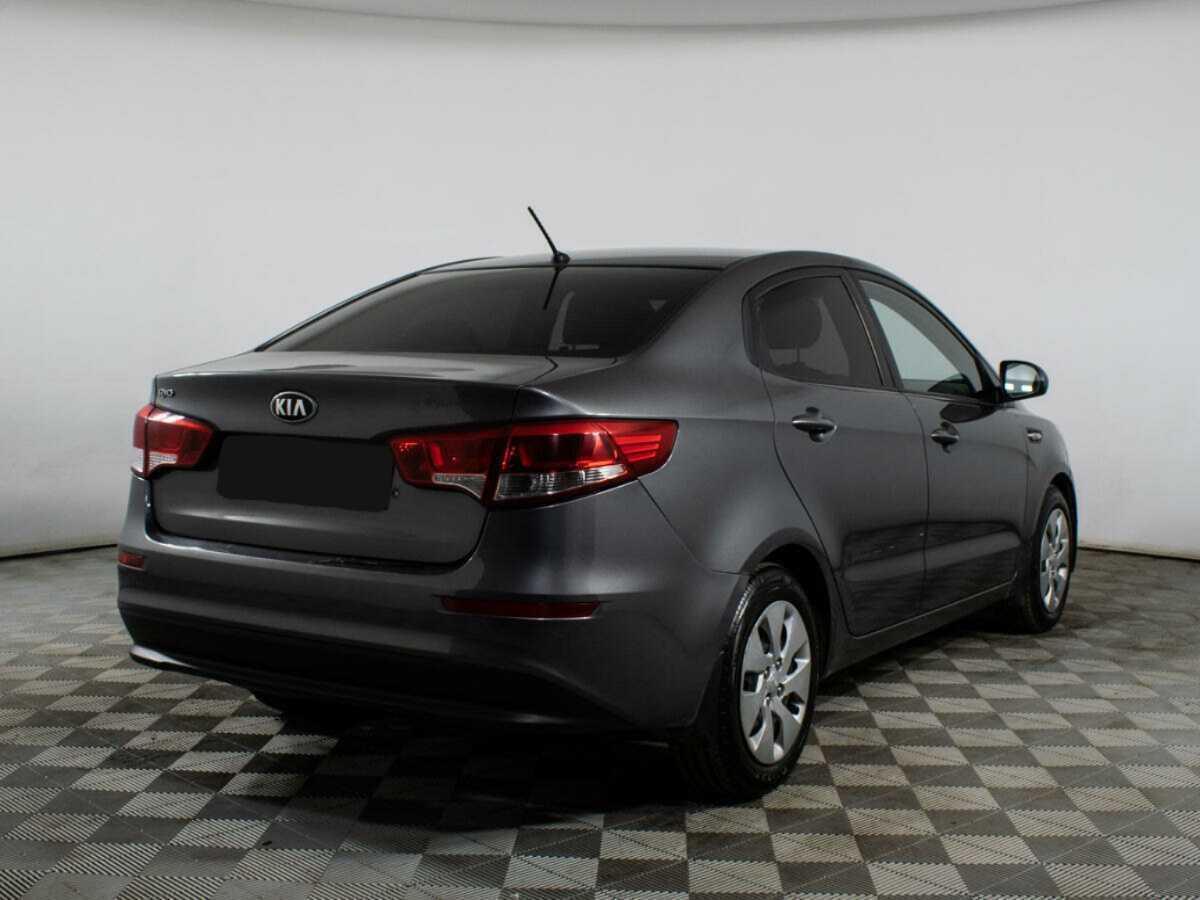 Kia Rio с пробегом — 2015 год. Фото: #3