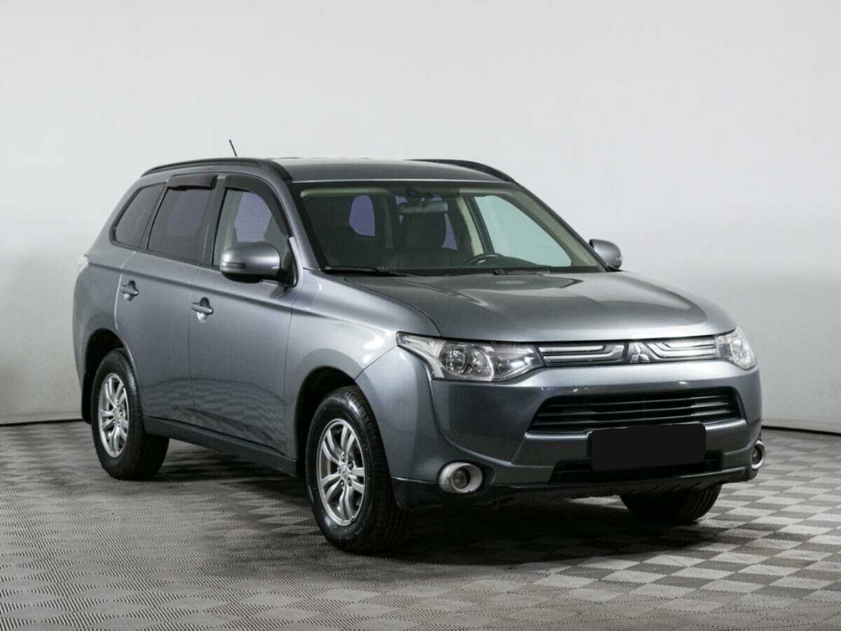 Mitsubishi Outlander с пробегом — 2012 год. Фото: #2
