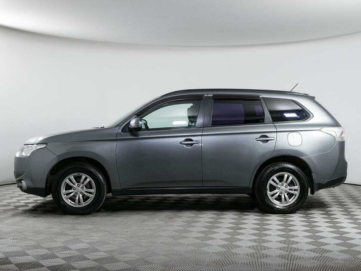 Mitsubishi Outlander с пробегом — 2012 год. Фото: #7