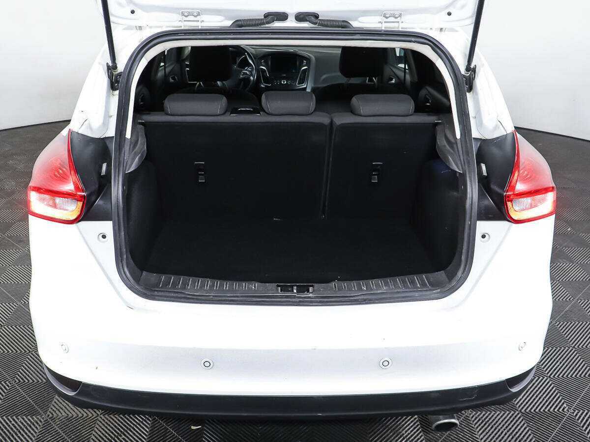 Ford Focus с пробегом — 2015 год. Фото: #9