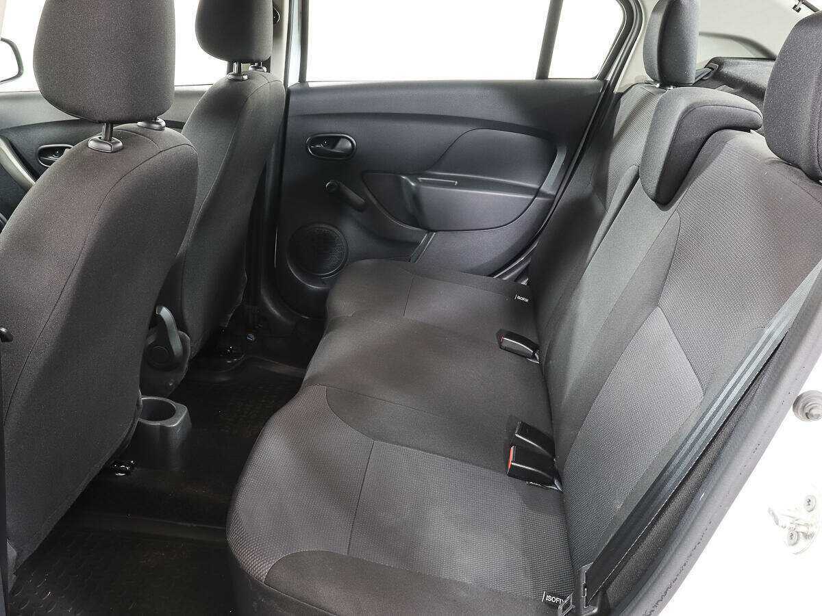 Renault Logan с пробегом — 2020 год. Фото: #9