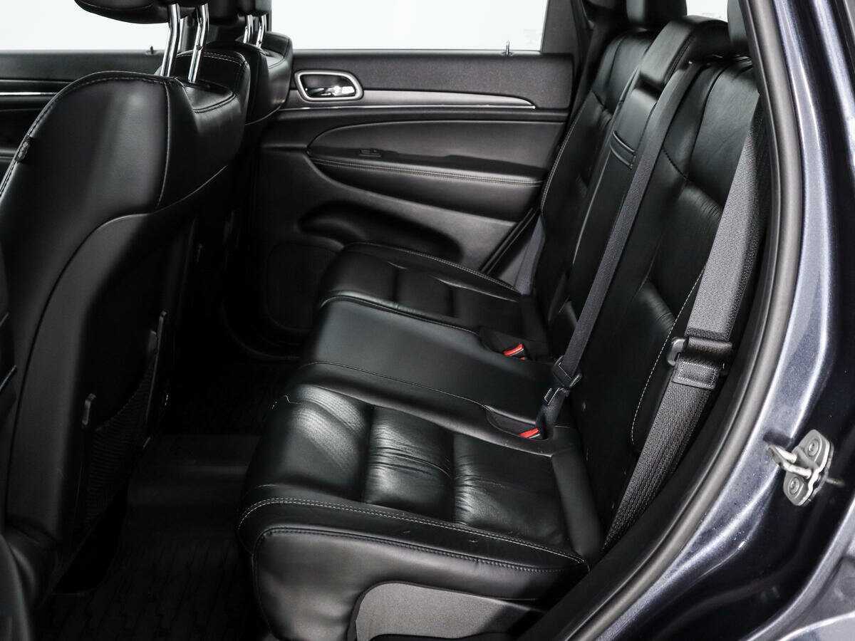 Jeep Grand Cherokee с пробегом — 2013 год. Фото: #10