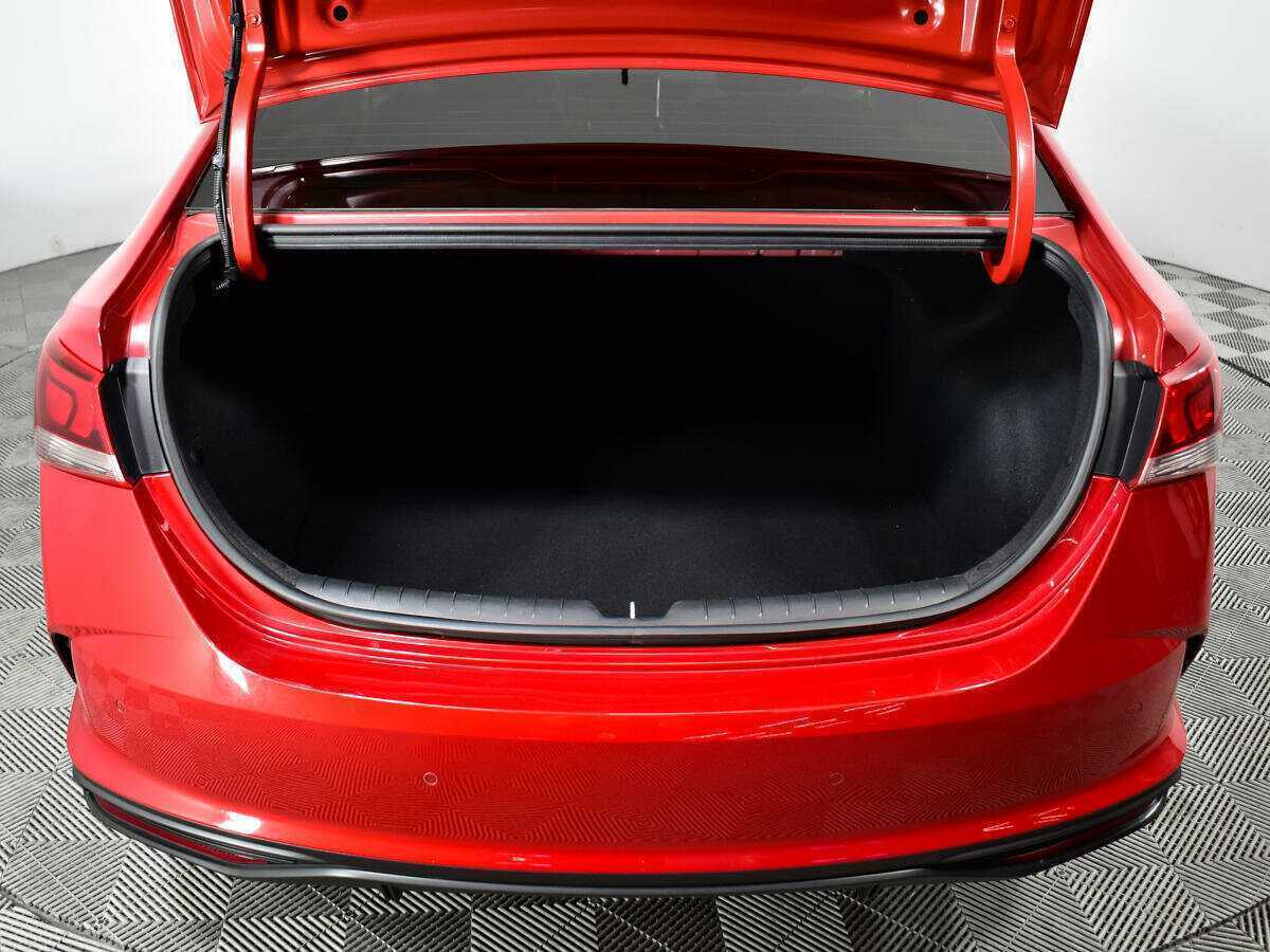 Hyundai Solaris с пробегом — 2020 год. Фото: #14