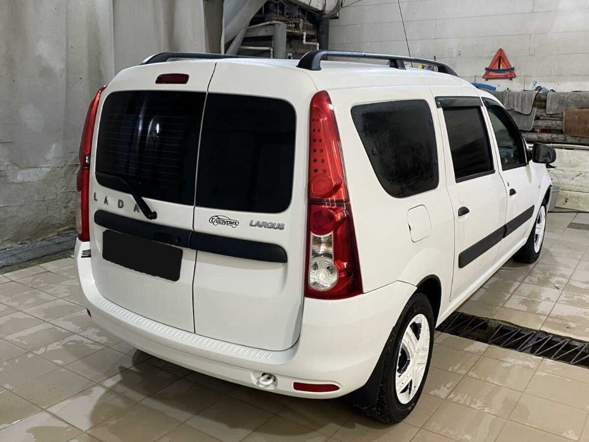 Lada (ВАЗ) Largus с пробегом — 2020 год. Фото: #4