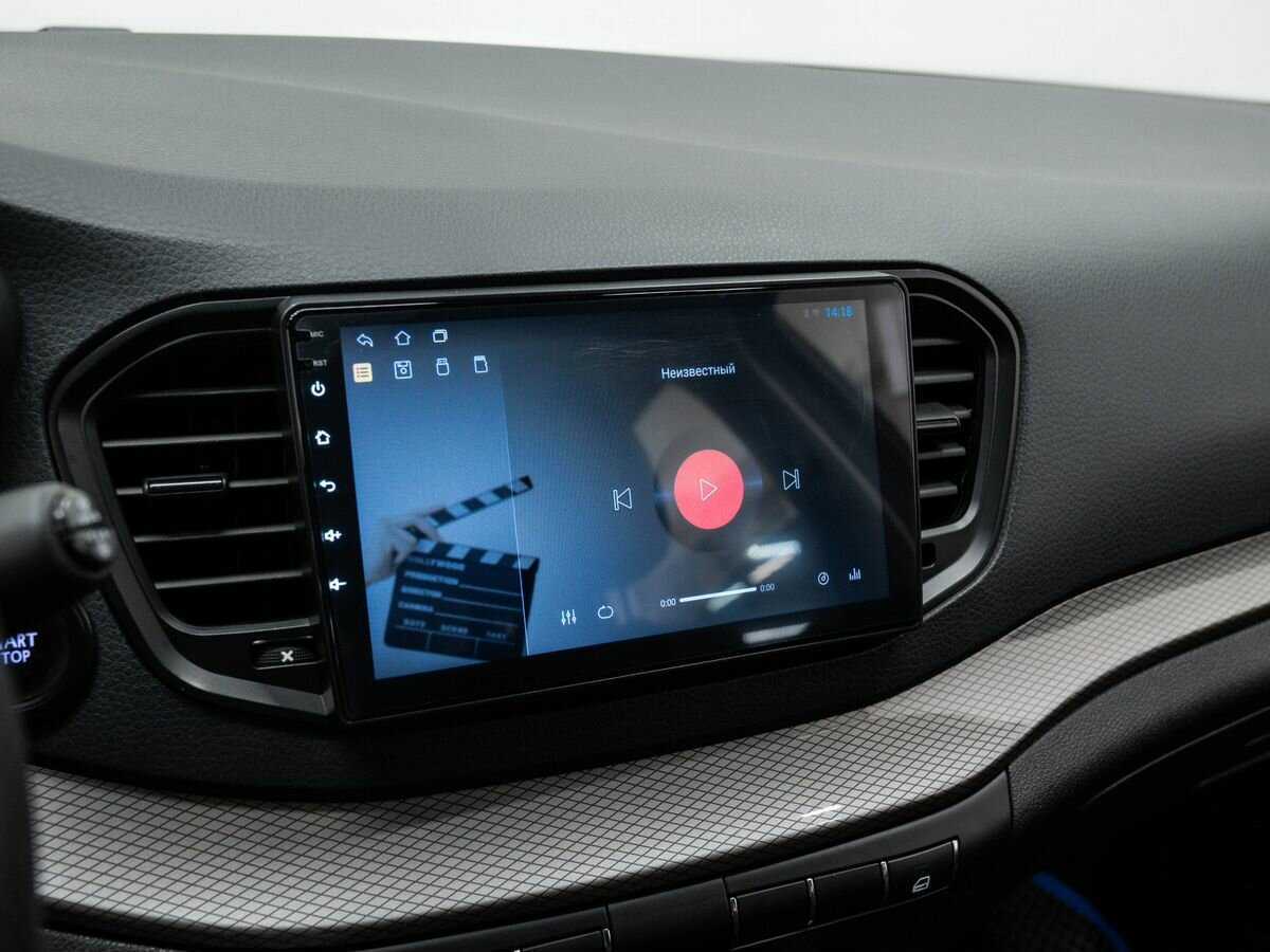 Lada (ВАЗ) Vesta с пробегом — 2024 год. Фото: #19