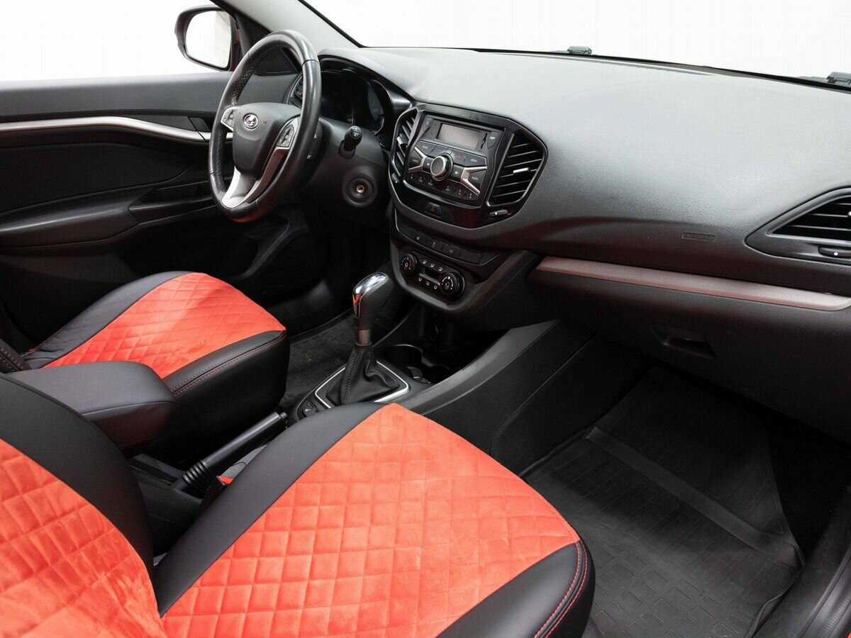 Lada (ВАЗ) Vesta с пробегом — 2021 год. Фото: #12