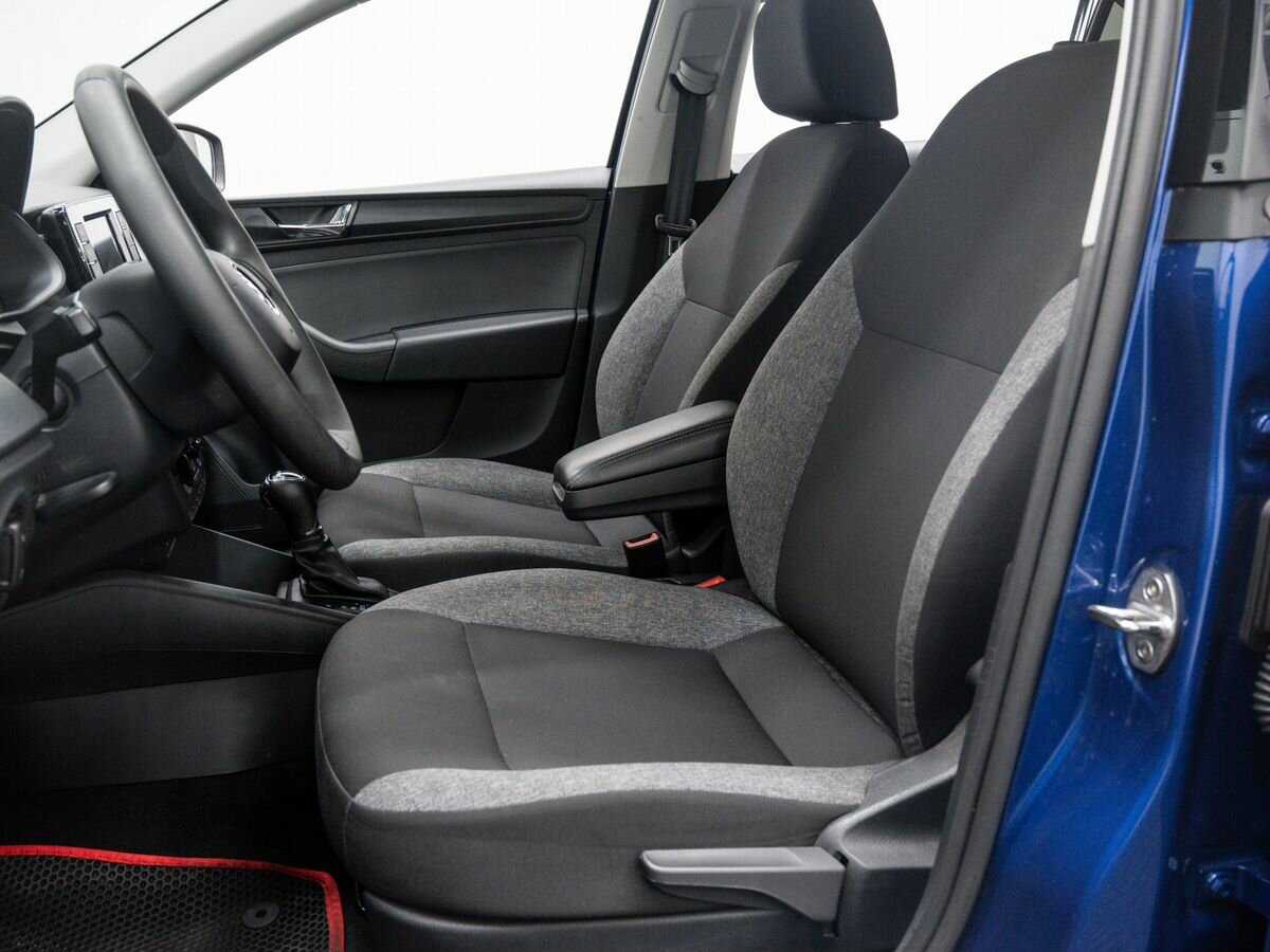 Skoda Rapid с пробегом — 2021 год. Фото: #14