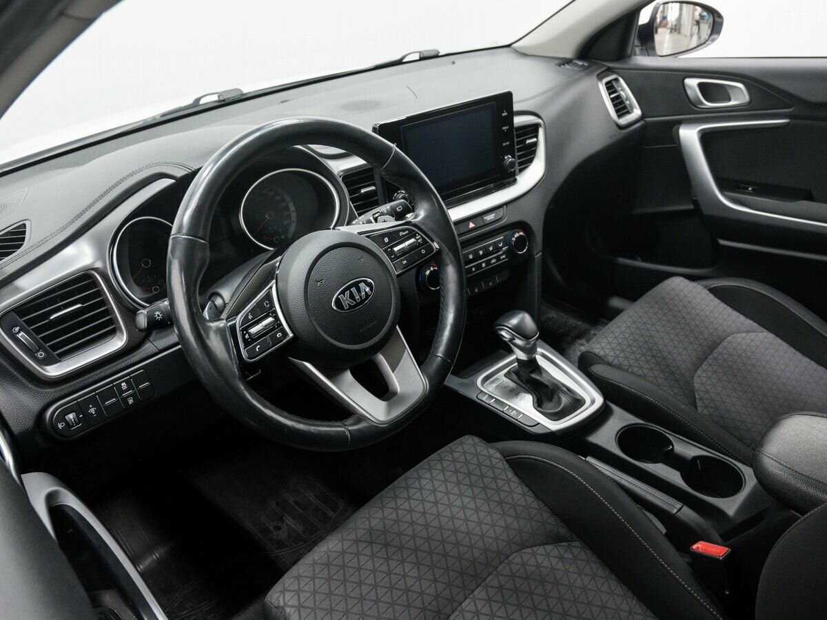 Kia Ceed с пробегом — 2020 год. Фото: #13