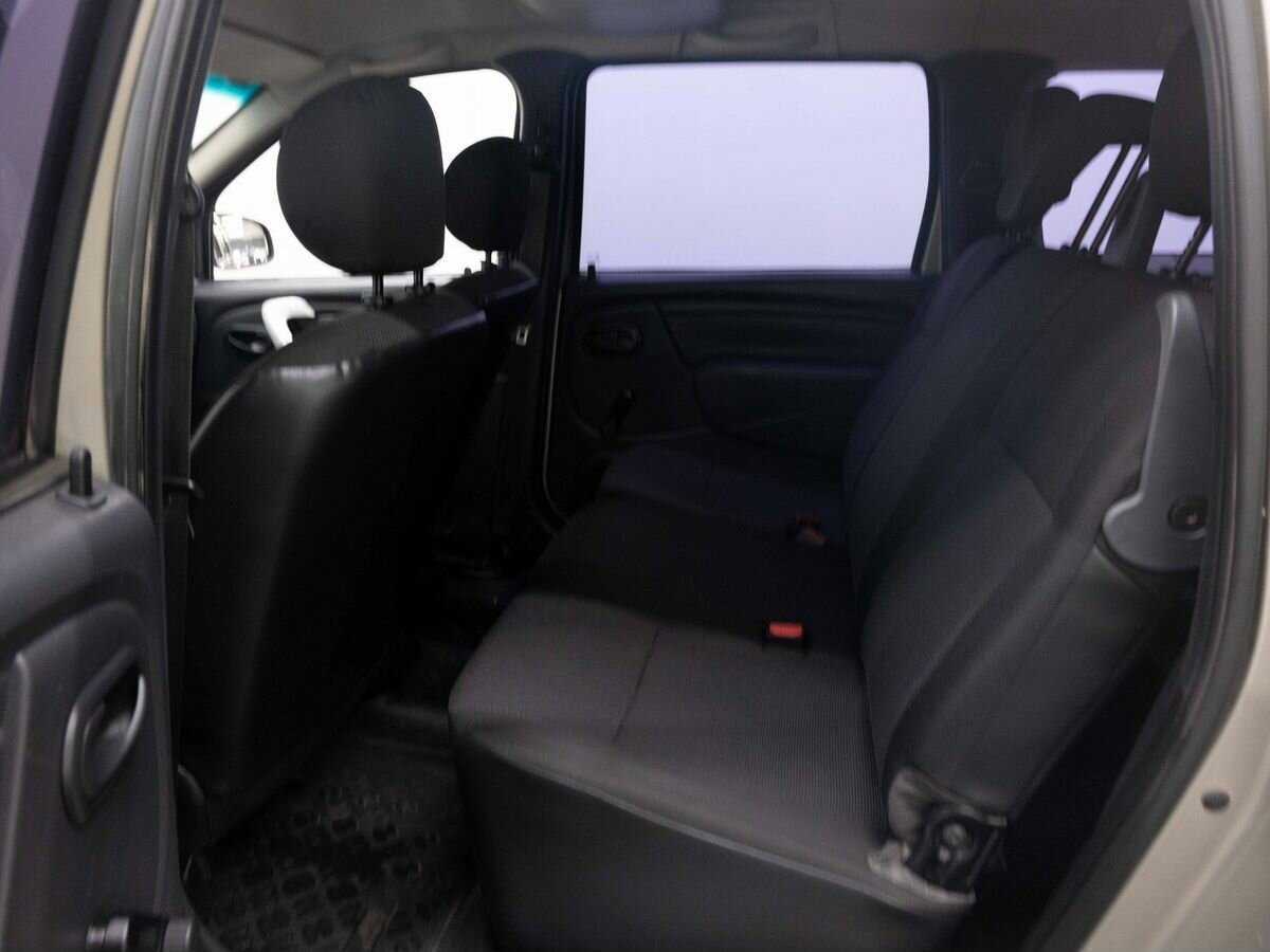 Lada (ВАЗ) Largus с пробегом — 2014 год. Фото: #8