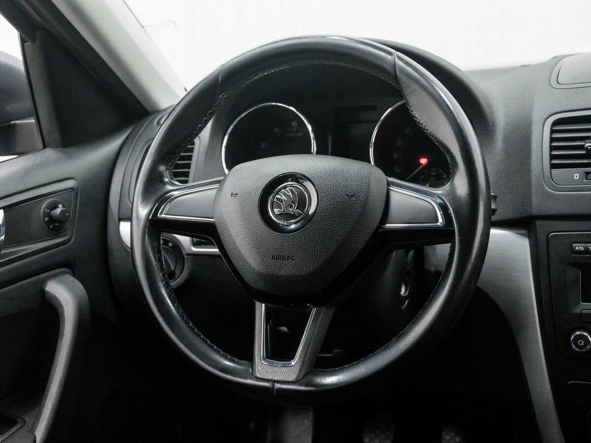 Skoda Yeti с пробегом — 2014 год. Фото: #11