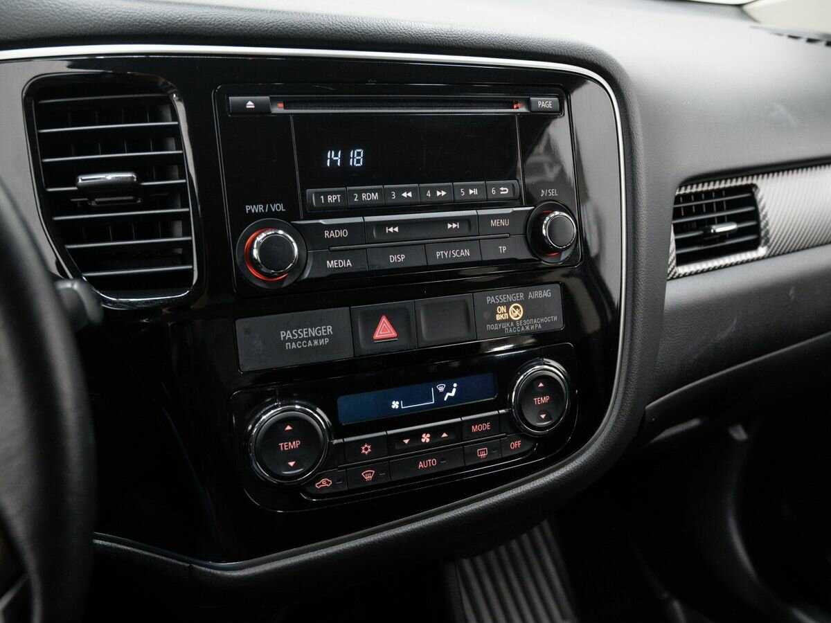 Mitsubishi Outlander с пробегом — 2016 год. Фото: #20