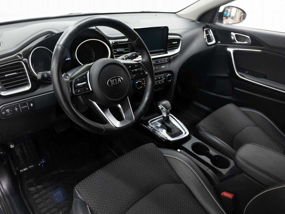 Kia Ceed с пробегом — 2018 год. Фото: #7