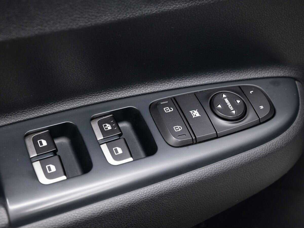 Kia Rio с пробегом — 2020 год. Фото: #17